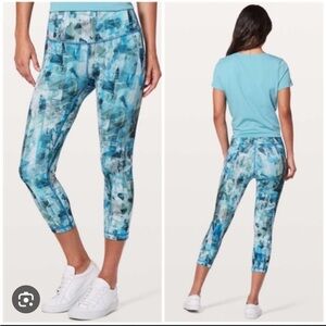 Lululemon Sun dazed crops